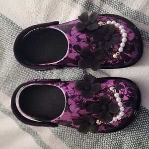 CROCS Stomp Hyper Floral Clog